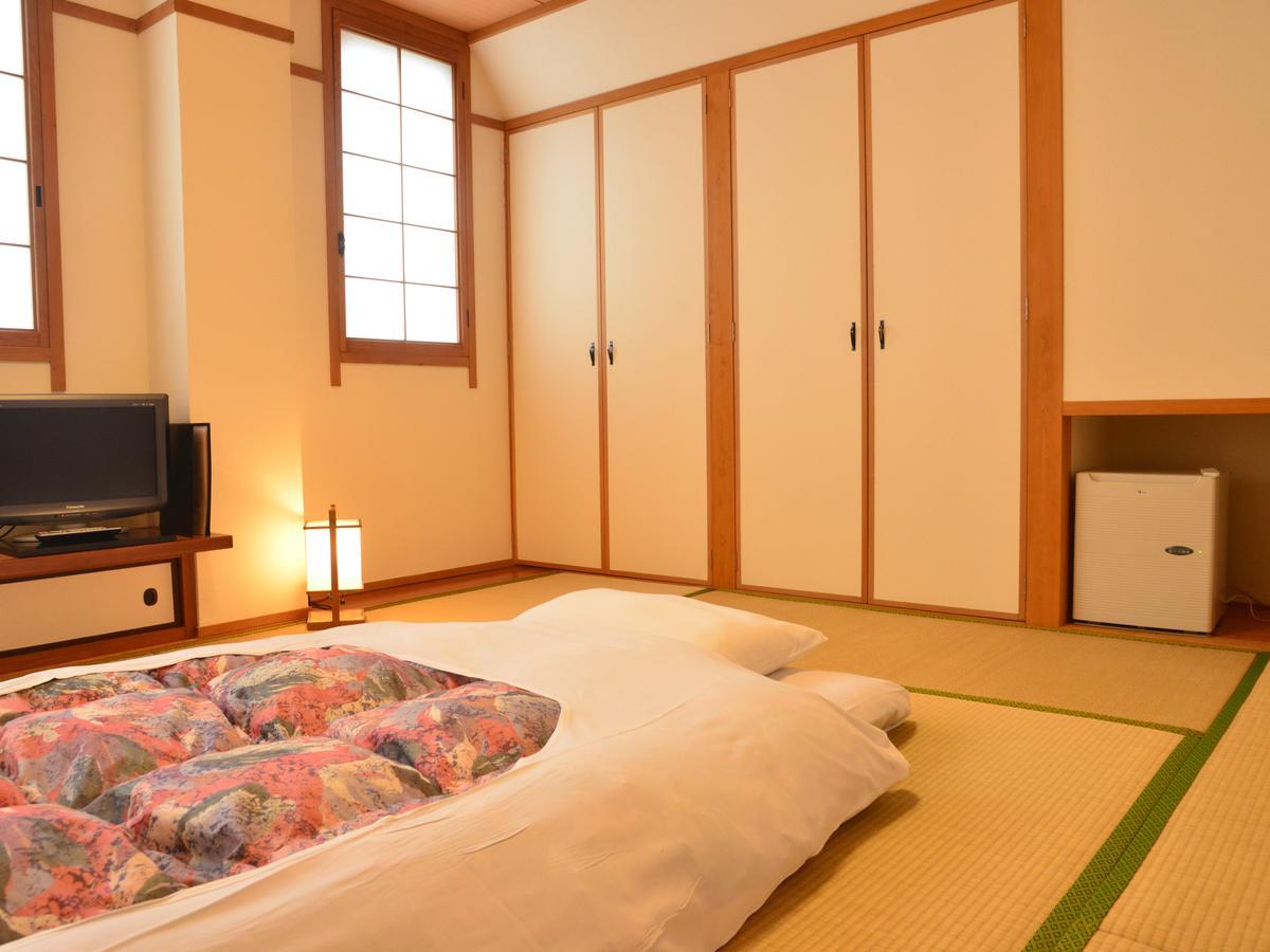 Hotel Ohta Ozu  Exteriör bild